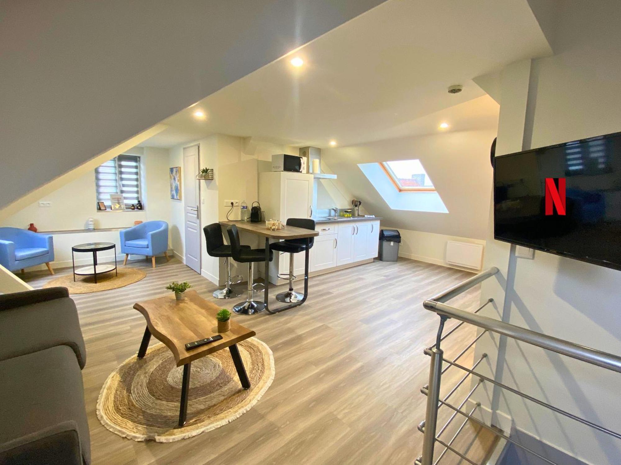 Studio Spacieux Et Elegant Au Coeur De Bourbourg - Gare A Proximite Exterior foto